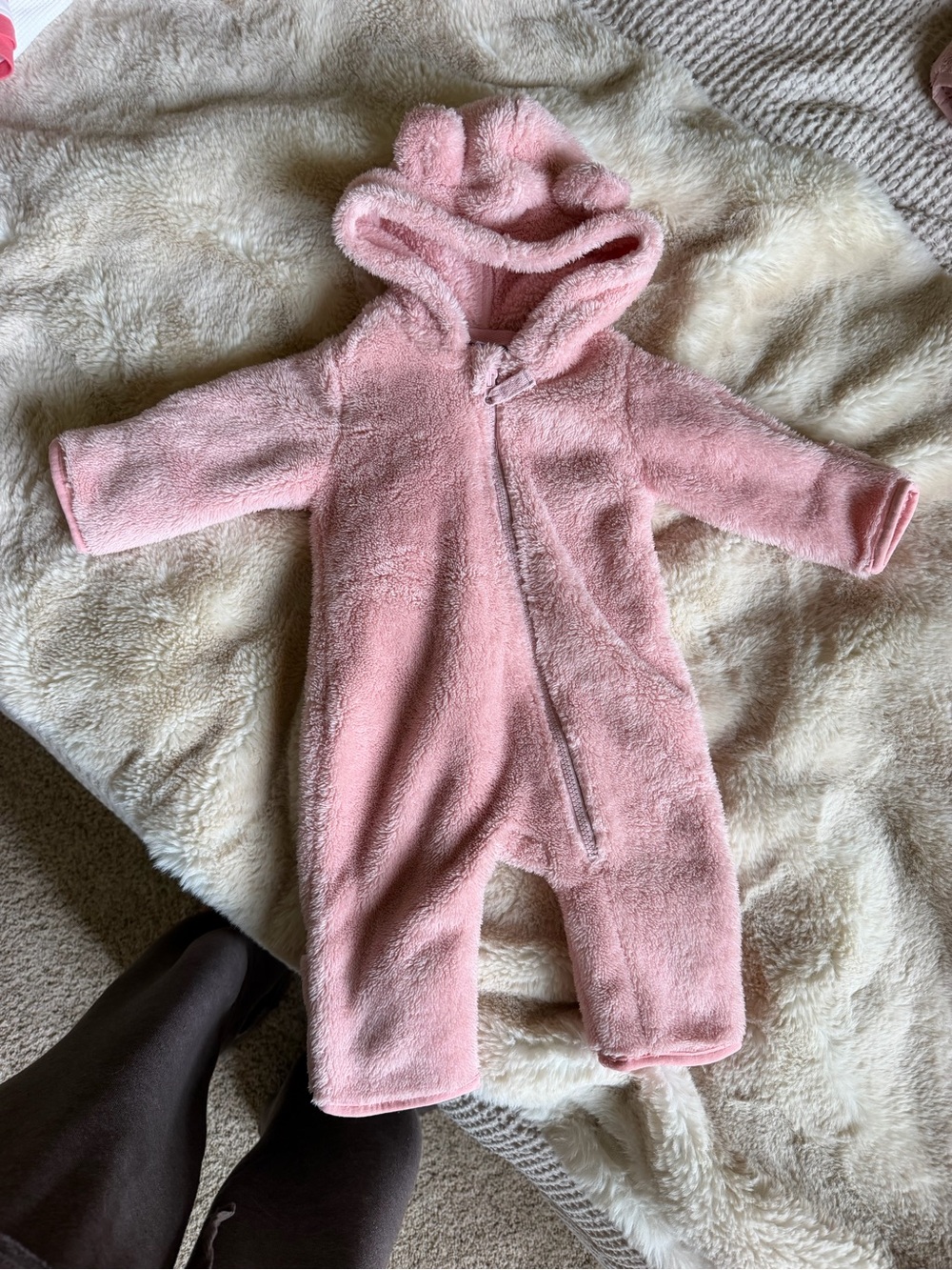 Hanna Anderson Baby Plush Pink Hooded One-Piece Romper 3-6M